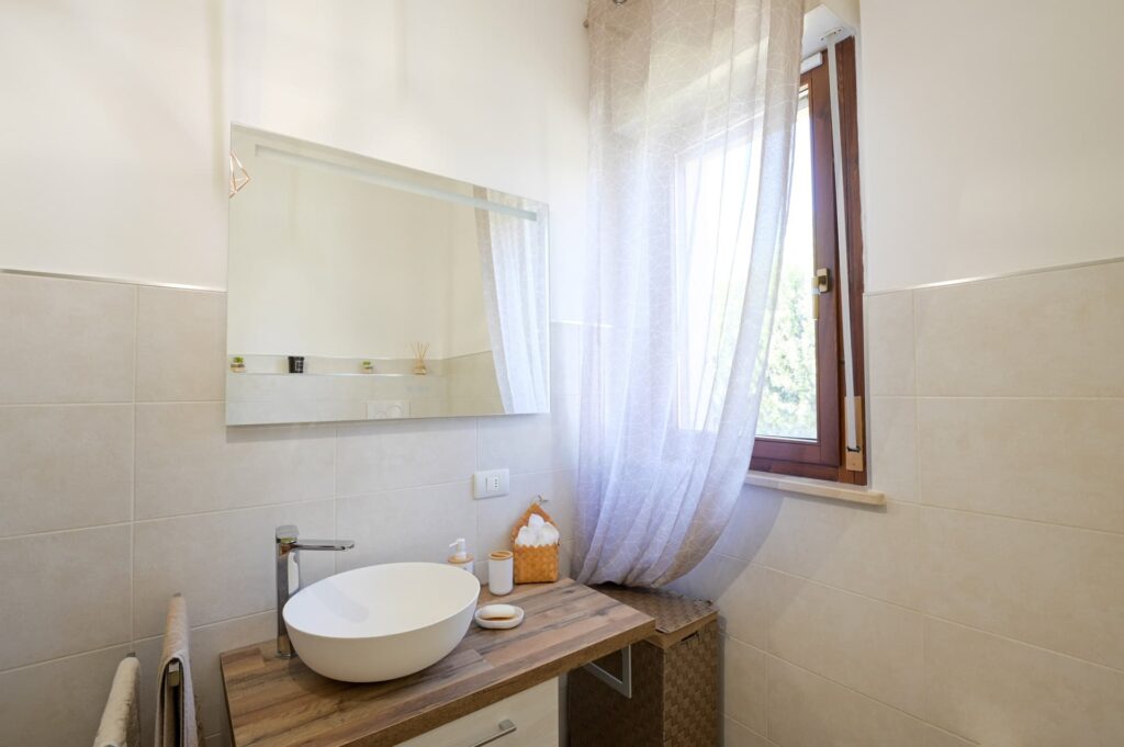 moderno bagno casa vacanze umbria sul lago trasimeno